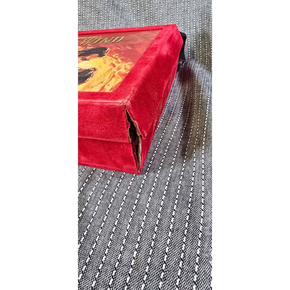 70th Anniversary boxed set of the film Gone with the Wind - Picture 2 of 9